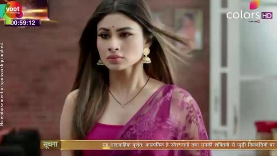 Mouni Roy Celebrity Style In Naagin 2 Episode 36 2017 From Episode 36 Charmboard See what shivangi shivangi (shibangig7) has discovered on pinterest, the world's biggest want to know new ways to style your sarees to office? saree
