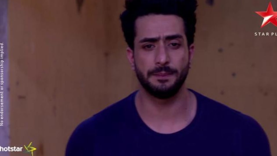 Aly Goni Celebrity Style In Ye Hai Mohabbatein Episode 1089 2017 From Episode 1089 Charmboard Ishita is a tamilian whereas raman. tees