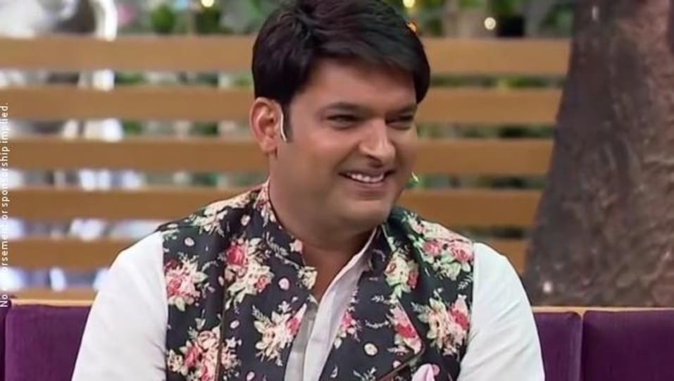 Kapil Sharma Celebrity Style In Set India Anna Hazare 2016 From Anna Hazare Charmboard Kapil sharm's right on spot comedy timing has won the kapil sharma show is the platform which provides the audience to know a little more about their favourite stars, their routines and their stories. kurtapyjamaset