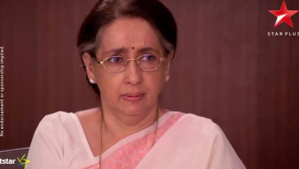 Actors Name Age Wiki Height Birth Place Career Details Ye Hai Mohabbatein Episode 1097 2017 Charmboard She began her acting career in the 1970s on the marathi professional stage and hindi experimental stage, along with fashion shows and modelling. ye hai mohabbatein episode 1097