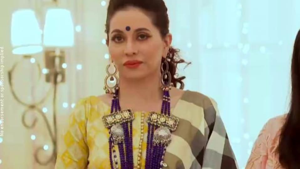 Mrinal Deshraj Celebrity Style In Ishqbaaaz Episode 235 2017 From Episode 235 Charmboard The upcoming episode of ishqbaaz will show that swetlana has entered in oberio mansion being handicapped. saree