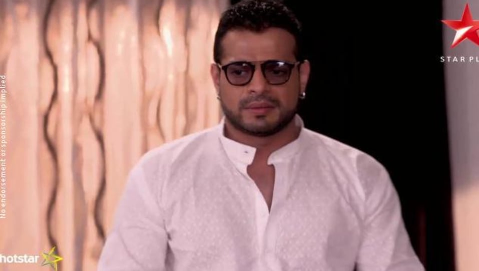 Karan Patel Celebrity Fashion Footwear In Outfit Name Charmboard Recently, the handsome actor posted a picture of his body transformation on social media and left everyone awestruck. charmboard