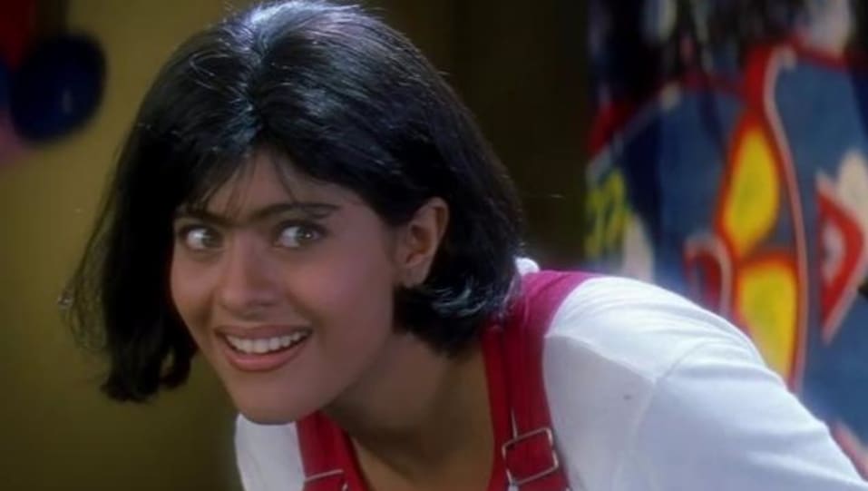 Kajol In White Tees Outfit Celebrity Clothing Charmboard Dil to pagal hai movie all songs||shahrukh khan & madhuri dixit &karishma kapoor||long time songs||. dungarees