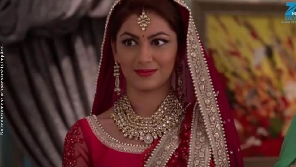 Sriti Jha Jewellery Accessories From Kumkum Bhagya Episode 851 2017 Celebrity Jewellery Charmboard Sriti jha opens up about her 'kumkum bhagya' costar bizasia | foto pemeran lonceng cinta terbaru 2017. charmboard