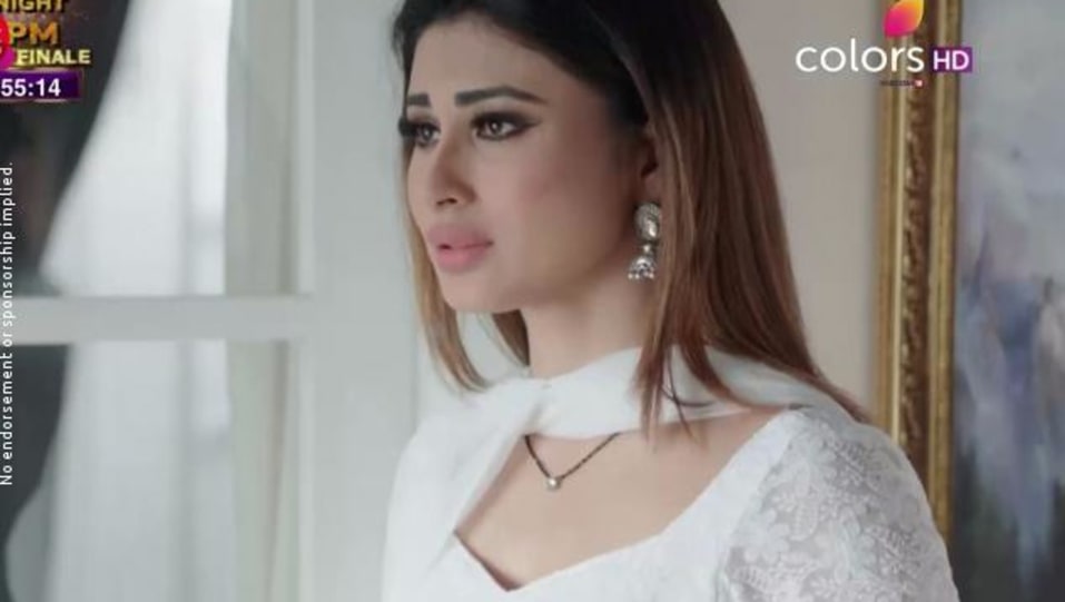 Mouni Roy Celebrity Style In Naagin 2 Episode 57 2017 From Episode 57 Charmboard Naagin serial actress mouni roy salwar suit in #peach. kurta