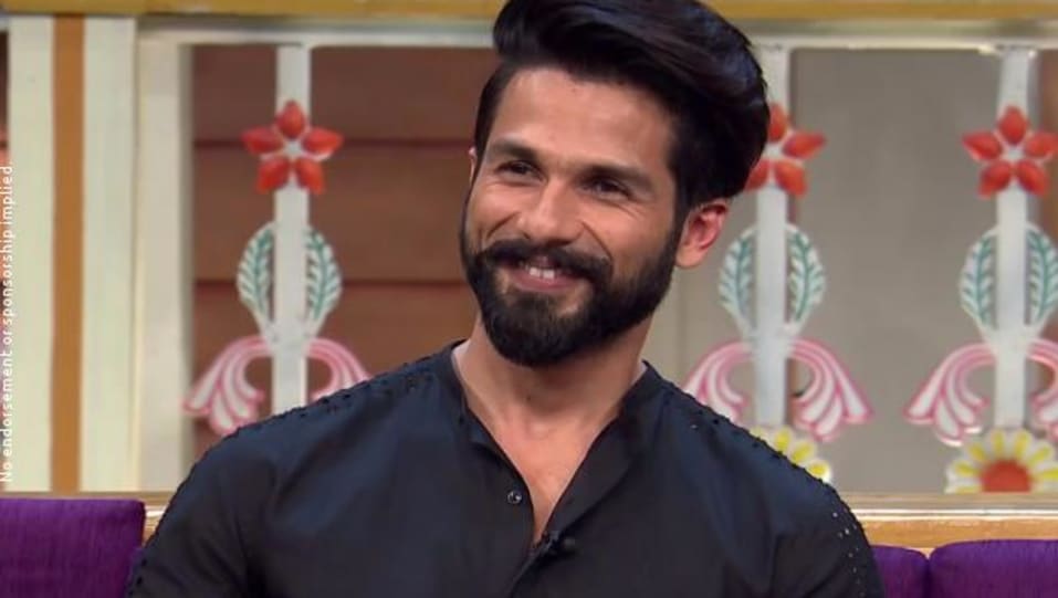 Shahid Kapoor Celebrity Style In Set India Shahid And Kangana 2017 From Shahid And Kangana Charmboard Kiku sharda reacts to tiff with krushna abhishek;