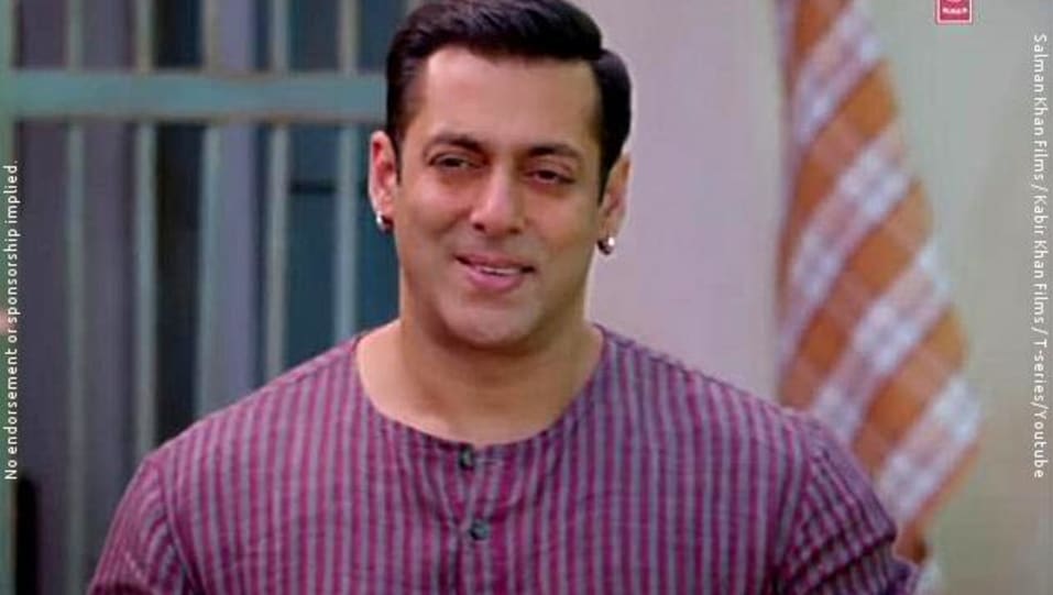Salman Khan Celebrity Style In Tu Chahiye Bajrangi Bhaijaan 2015 From Tu Chahiye Charmboard