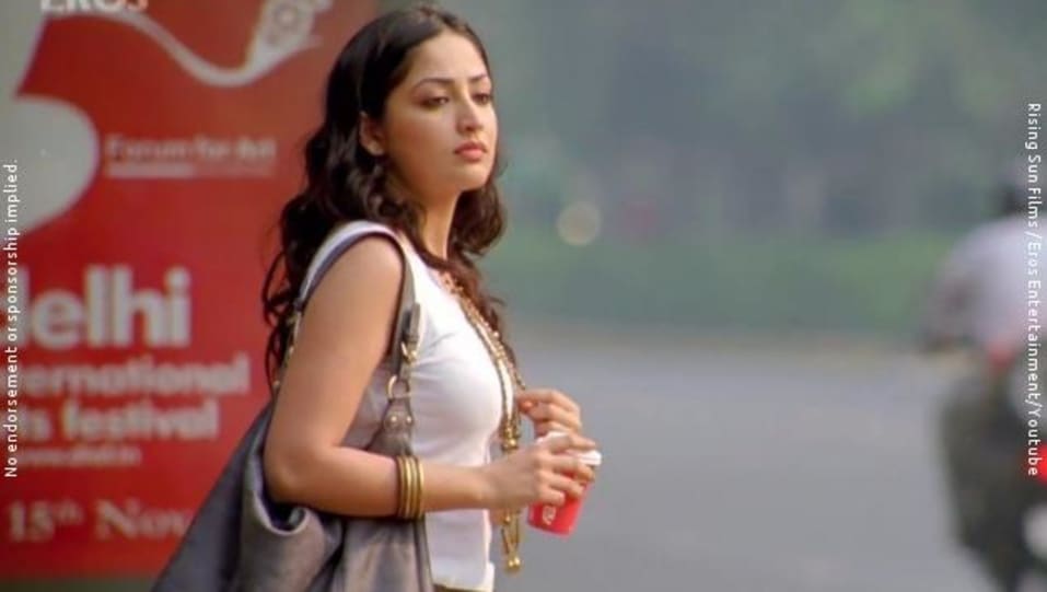 Yami Gautam Jewellery Accessories From Panida Vicky Donor 2012 Celebrity Jewellery Charmboard Baldev chaddha (anu kapoor), a well qualified fertility expert, runs a fertility from here on, chaddha's days and nights are spent in convincing vicky to become a donor till he. tops