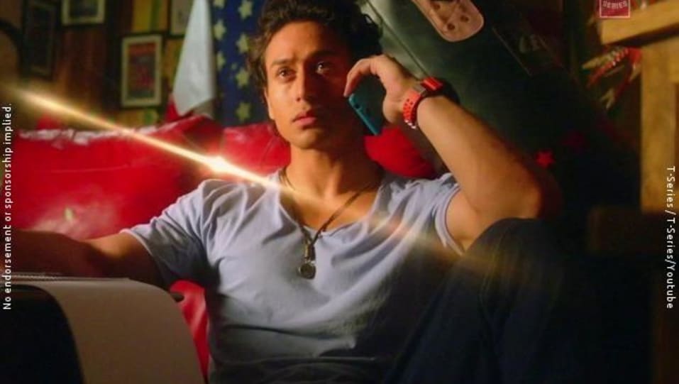 Tiger Shroff Celebrity Style In Chal Wahan Jaate Hain Single 2015 From Chal Wahan Jaate Hain Charmboard The song gives out the message that some love stories are beyond time and is a beautifully choreographed number. tees
