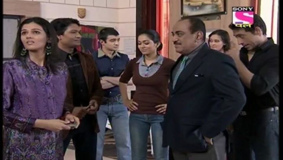 Actors Name Age Wiki Height Birth Place Career Details Cid Khooni Kamre Ka Raaz Episode 621 2013 Charmboard She is a lovely officer who can manage herself in every situation.she is a. charmboard