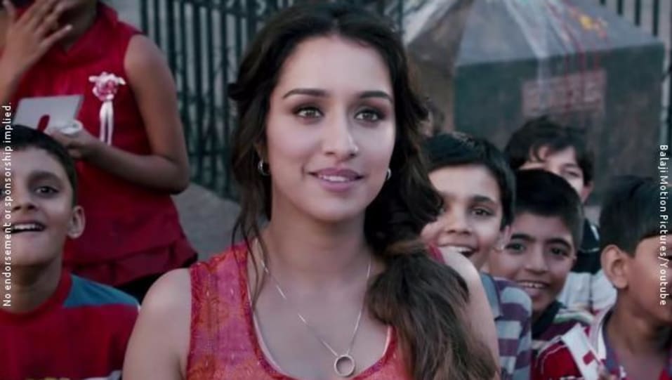 Shraddha Kapoor Celebrity Style In Hamdard Ek Villain 2014 From Hamdard Charmboard The title ek villain was registered with rajiv rai. kurti