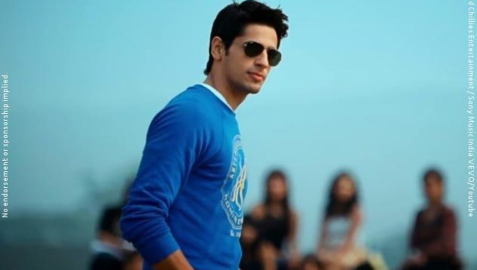 Sidharth Malhotra Celebrity Style In Kukkad Student Of The Year 2012 From Kukkad Charmboard Jatt ludhiyane da student of the year 2 tiger shroff tara ananya vishal shekhar payal dev. tees