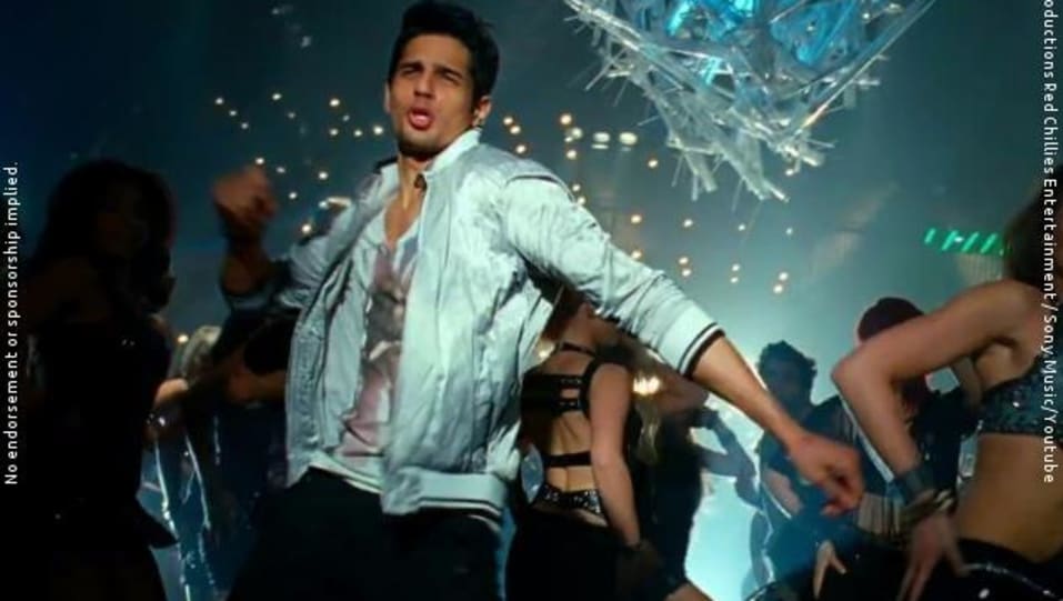 Sidharth Malhotra Celebrity Style In Vele Student Of The Year 2012 From Vele Charmboard Directed by karan johar, the music has saanu vele kehnde saanu ki assi kehnde rehnde saanu ki in a shining shining future sadda bright si saanu vele kehnde saanu ki assi kehnde rehnde saanu ki.