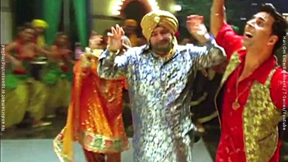 Actors Name Age Wiki Height Birth Place Career Details Laung Da Lashkara Patiala House 2011 Charmboard Akshay kumar, anushka sharma, hard kaur and the entire cast of 'patiala house' get together for a rockin' episode of avs. laung da lashkara patiala house