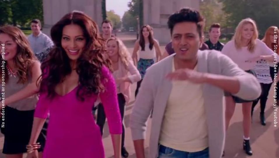 Riteish Deshmukh Celebrity Style In Caller Tune Humshakals 2014 From Caller Tune Charmboard Romance · drama · comedy · ·. charmboard