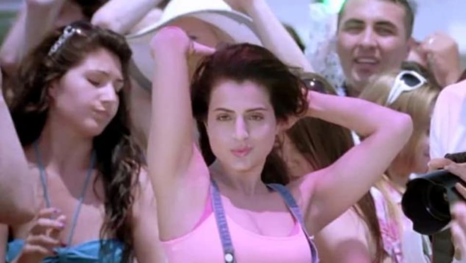 Actors Name Age Wiki Height Birth Place Career Details Party On My Mind Race 2 2013 Charmboard Check out her 2014 measurements, bra size, height and weight. party on my mind race