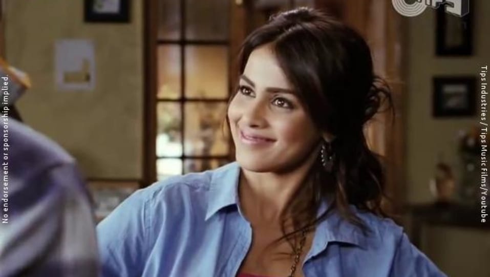Genelia D Souza Celebrity Style In Tu Mohabbat Hai Tere Naal Love Ho Gaya 2012 From Tu Mohabbat Hai Charmboard blouse