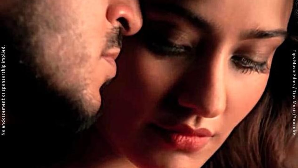 Actors Name Age Wiki Height Birth Place Career Details Thoda Thoda Jayantabhai Ki Luv Story 2013 Charmboard История любви джаянты бхая (2013). thoda thoda jayantabhai ki luv story