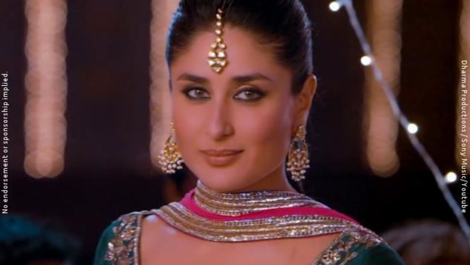 Kareena Kapoor Khan Celebrity Style In Tooh Gori Tere Pyaar Mein 2013 From Tooh Charmboard Bringing you the official full song video 'tooh' from the film 'gori tere pyaar mein'. kurtapatiala