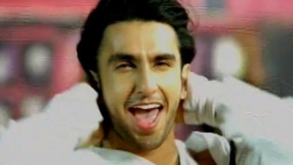 Ranveer Singh Celebrity Style In Aadat Se Majboor Ladies Vs Ricky Bahl 2011 From Aadat Se Majboor Charmboard From new music album ladies vs ricky bahl. charmboard