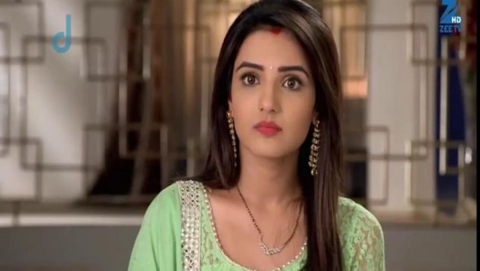 Jasmin Bhasin In Green Anarkali Outfit Celebrity Clothing Charmboard Well, every viewer would be asking the same question currently, isn't it? anarkali