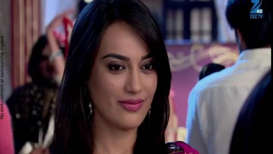 Surbhi Jyoti Celebrity Style In Qubool Hai Episode 818 15 From Episode 818 Charmboard