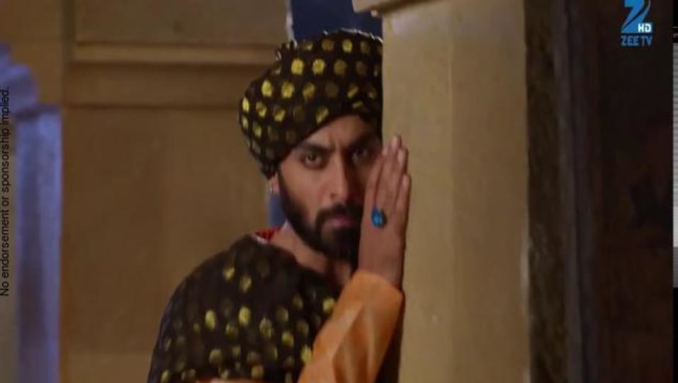 Actors Name Age Wiki Height Birth Place Career Details Lajwanti Episode 77 2016 Charmboard Tech & automobile blogger, youtuber influencer, engineer, cars & gadgets expert, consultant, video anchor, entrepreneur, enjoys music, food and life :) delhi, india. charmboard