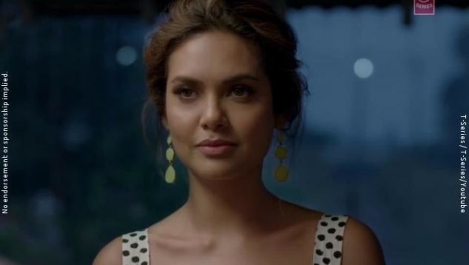 Esha Gupta Celebrity Style In Main Rahoon Ya Na Rahoon Main Rahoon Ya Na Rahoon 2015 From Main Rahoon Ya Na Rahoon Charmboard Main rahoon ya na rahoon is a 2015 song by indian recording artist armaan malik composed by amaal mallik. dress