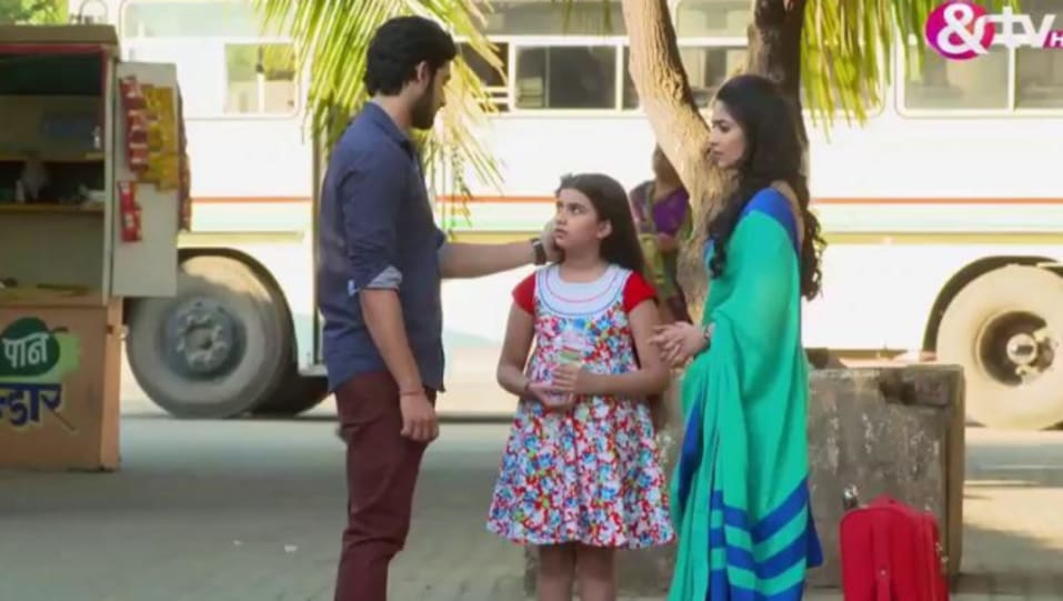 Aditi Sharma Jewellery Accessories From Gangaa Episode 458 2016 Celebrity Jewellery Charmboard