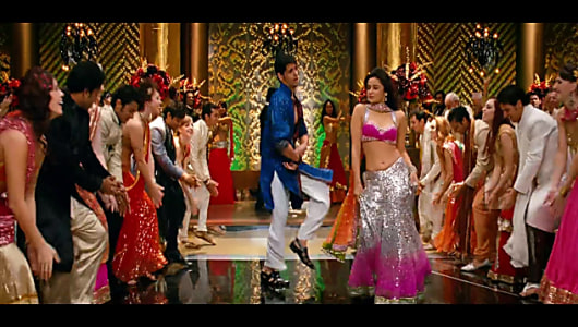 Sidharth Malhotra Celebrity Style In Radha Student Of The Year 2012 From Radha Charmboard These example sentences are selected automatically from various online news sources to reflect current usage of the word 'kurta.' sherwani