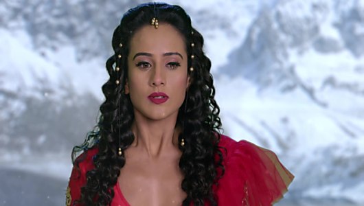 Heena Parmar Celebrity Style In Main Bhi Ardhangini Episode 185 2019 From Episode 185 Charmboard Gauharjaan is stunned to see pratap's fighting. charmboard