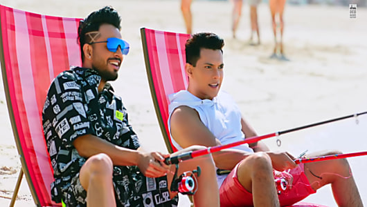 Celebrity Hairstyle Of Tony Kakkar From Goa Beach Single 2020 Charmboard Check out the different styles of crew cut haircuts for military and civilians. casualshirts