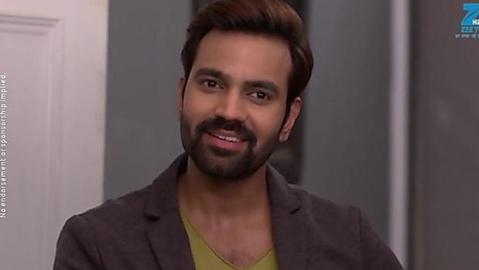Rujut Dahiya Biography Age Wiki Place Of Birth Height Quotes