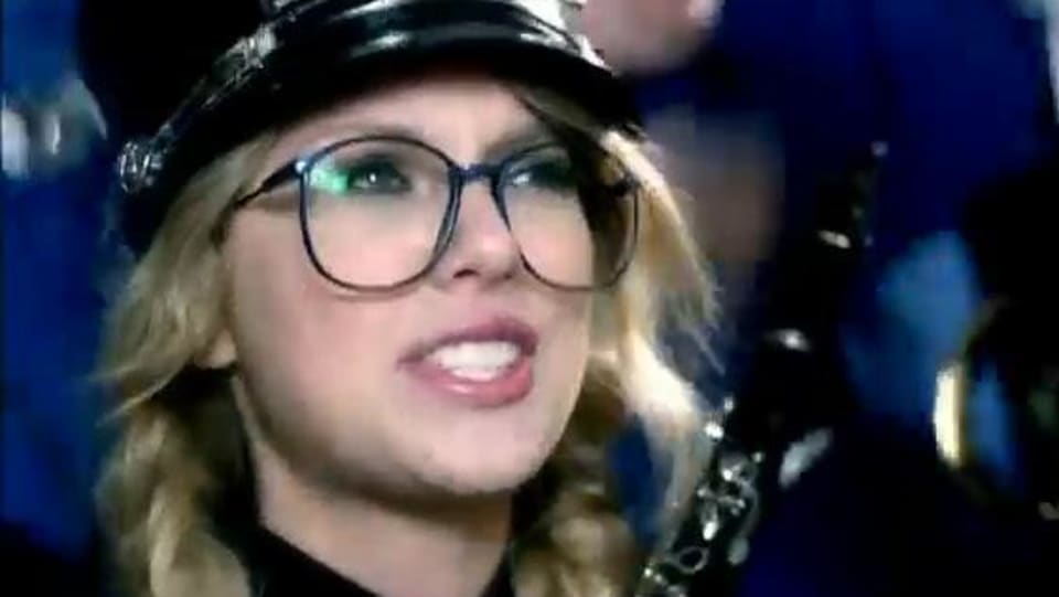 Community Wall Taylor Swift From You Belong With Me Fearless 2009 Charmboard