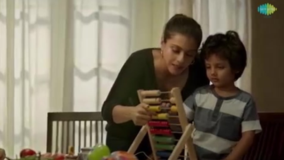 Kajol Celebrity Style In Dooba Dooba Helicopter Eela 2018 From Dooba Dooba Charmboard Dooba dooba _ helicopter eela _ kajol _ arijit singh _ sunidhi chauhan _ riddhi. charmboard