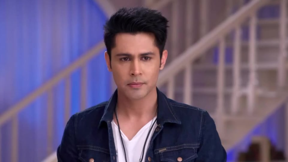 Sudeep Sahir Celebrity Style In Wo Apna Sa Episode 314 2018 From Episode 314 Charmboard Nisha's (riddhi dogra) memory loss fact to call off adi (sudeep sahir) and jhanvi's marriage life. tees