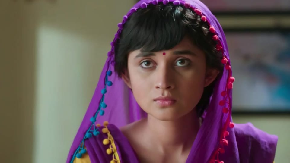 Kanika Mann Celebrity Style In Badho Bahu Episode 439 2018 From Episode 439 Charmboard Komal este făcut să îndeplinească sarcini manuale dure care au nevoie de forță fizică. charmboard