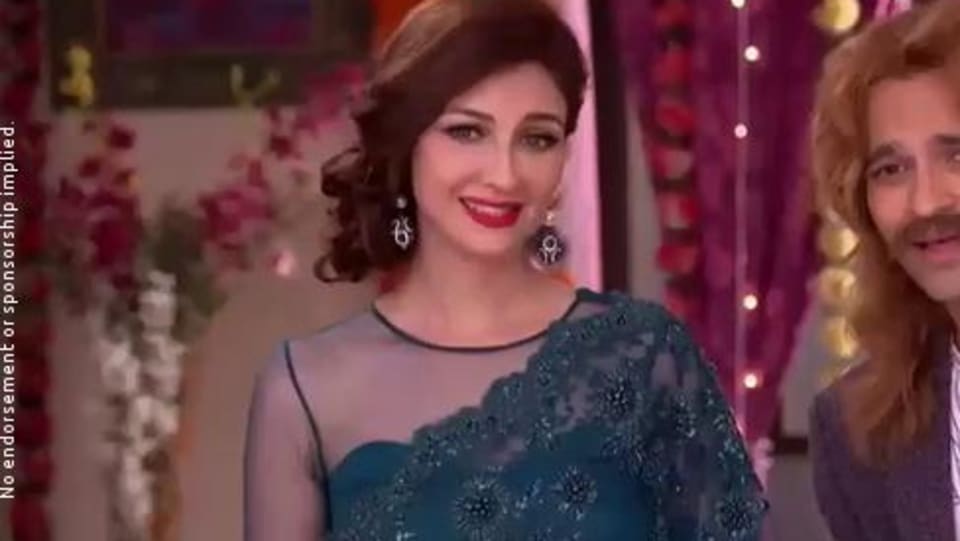Saumya Tandon in Grey Saree Outfit
