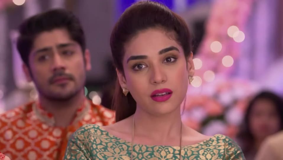 Actors Name Age Wiki Height Birth Place Career Details Kundali Bhagya Episode 203 2018 Charmboard Kundali bhagya is a story of two sisters preeta and srishti who try to unite with their mother sarla. kundali bhagya episode 203
