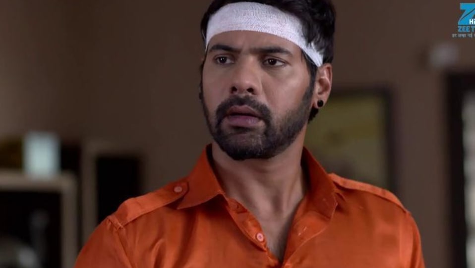 Shabbir Ahluwalia Celebrity Style In Kumkum Bhagya Episode 880 2017 From Episode 880 Charmboard Enjoy all the latest desi tv serials online. charmboard