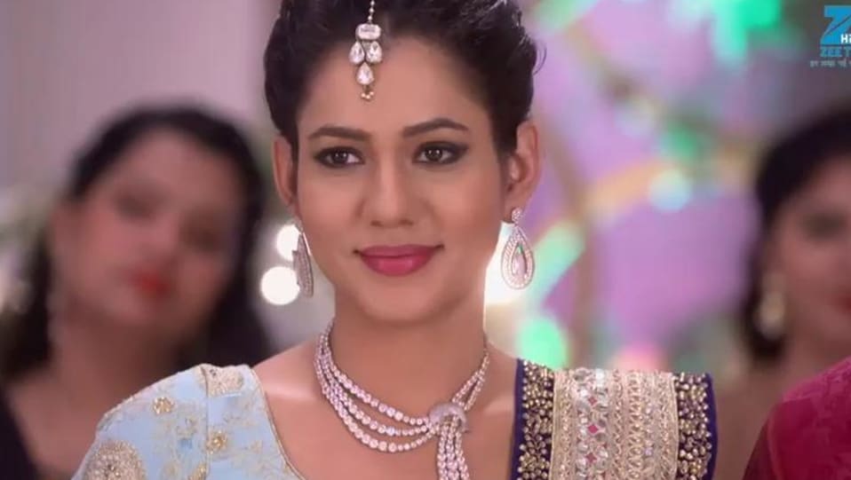 Twinkle R Vasisht Celebrity Style In Kundali Bhagya Episode 27 2017 From Episode 27 Charmboard Kundali bhagya today 26th february 2021 new full episode.smotret. lehengacholi