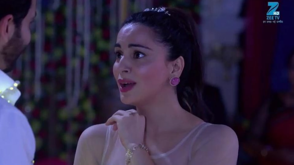 Shraddha Arya Celebrity Style In Kundali Bhagya Episode 48 2017 From Episode 48 Charmboard Svetlana 6 апреля 2020 15:48.