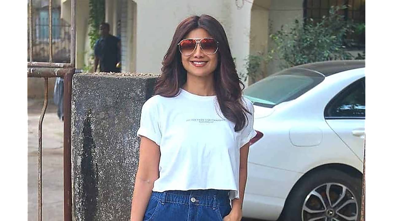 Shilpa Shetty S Jeans Is Breaking The Internet For The Right Reasons She is a prominent celebrity endorser for.