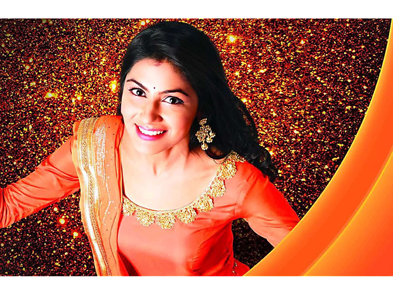 The Gorgeous Style Evolution Of Pragya Aka Sriti Jha From Kumkum Bhagya Abhi and pragya sort out their differences and remarry.