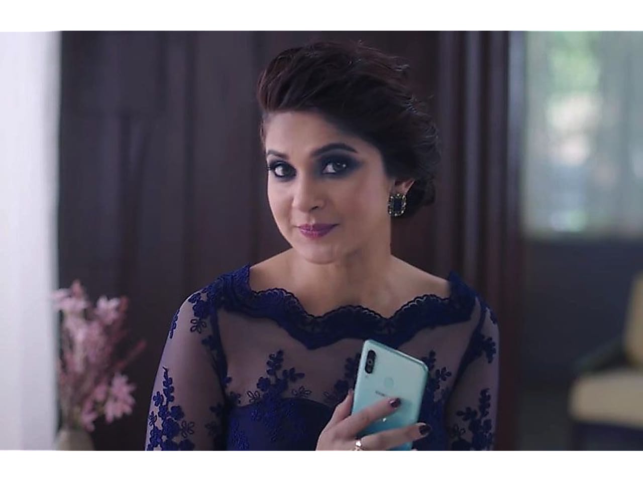 Jennifer Winget S Bold Makeup Is Stunning Jennifer winget started her career as a child artist and first featured in a movie called raja ko rani se pyaar ho gaya (1997) at an age of 12. jennifer winget s bold makeup is stunning