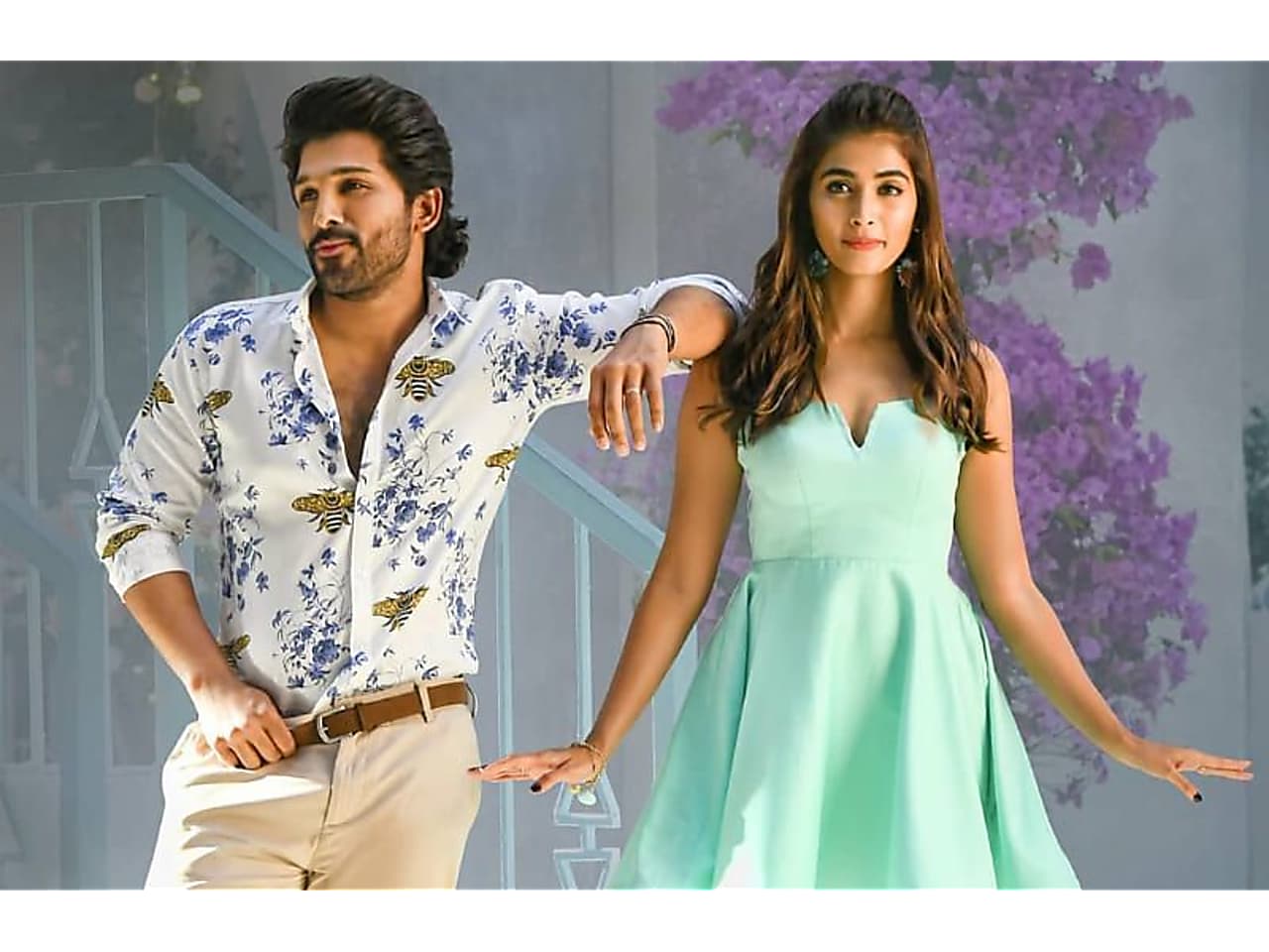 Allu Arjun And Pooja Hegde Look Smashing In Butta Bomma #allu_arjun_style | 8335 people have watched this. allu arjun and pooja hegde look
