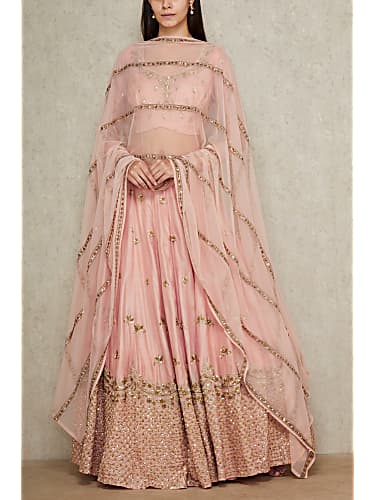 Sonam Bajwa S Bridal Avatar Will Make You Want To Tie The Knot Rn Online shopping for latest lehenga choli designs, indian lehenga, embroidered lehenga let sonam bajwa help you out. sonam bajwa s bridal avatar will make