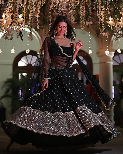 Would You Dare To Wear A Black Lehenga Like Sonam Bajwa She was the contestant of femina miss india 2012. wear a black lehenga like sonam bajwa