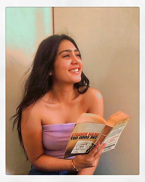 This Pretty Picture Of Anjali Tatrari Will Make You Smile If you want to check anjali tatrari's number of followers, engagement rate and other quick instagram stats, read on and find the answers. pretty picture of anjali tatrari will