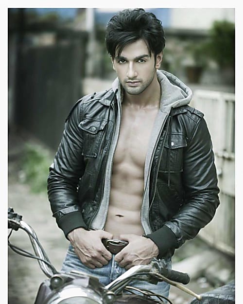 Happy Birthday Nishant Malkani Check out here actor nishant singh malkani post birthday celebration party with his shows. happy birthday nishant malkani